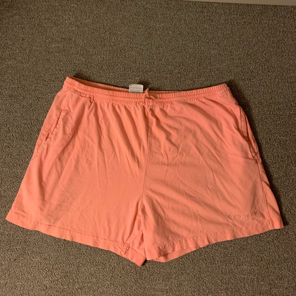 Columbia Vintage Women's Peach Athletic Shorts